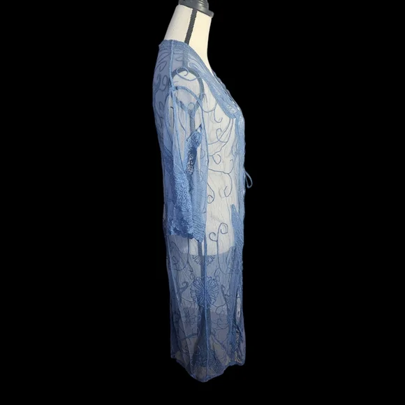 Butterfly Robe - Picture 3 of 5